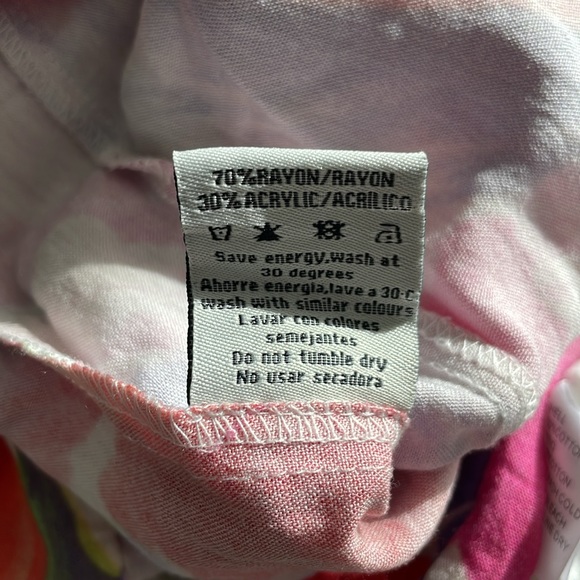 Pepaloves Tulip Floral Shorts - Picture 7 of 7